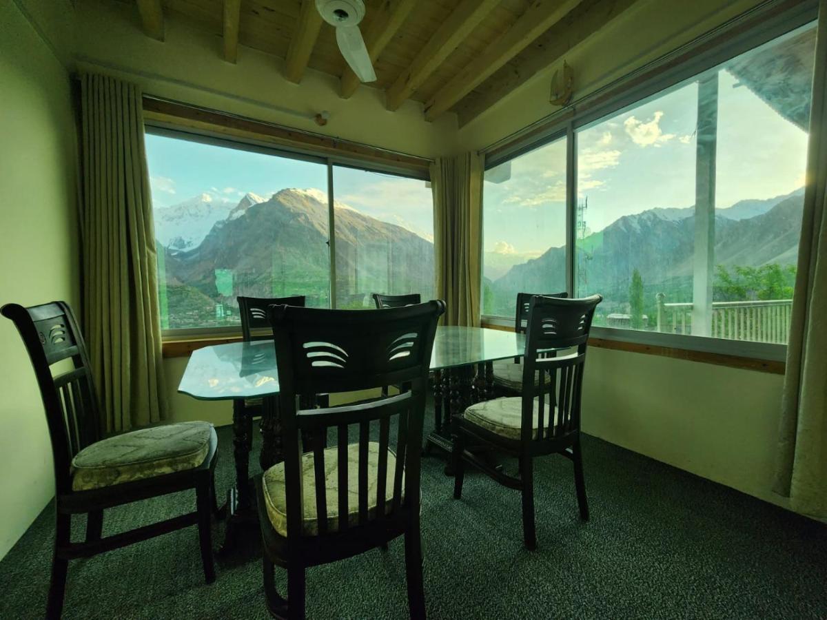 Hunza Lounge Hotell Karimabad  Exteriör bild