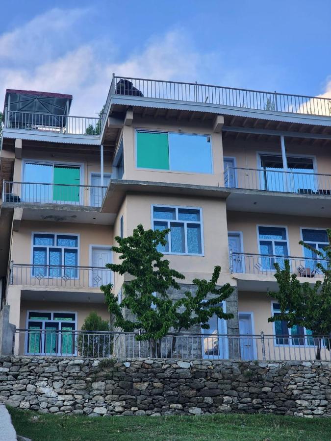 Hunza Lounge Hotell Karimabad  Exteriör bild