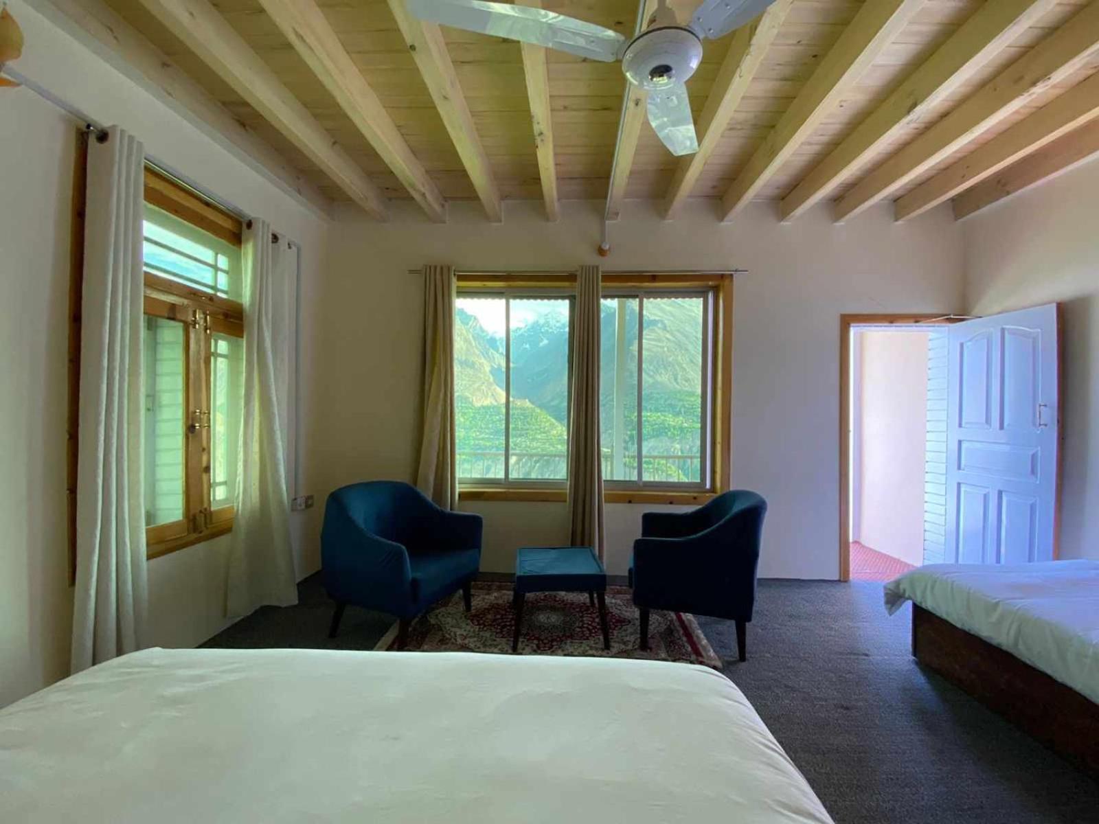 Hunza Lounge Hotell Karimabad  Exteriör bild