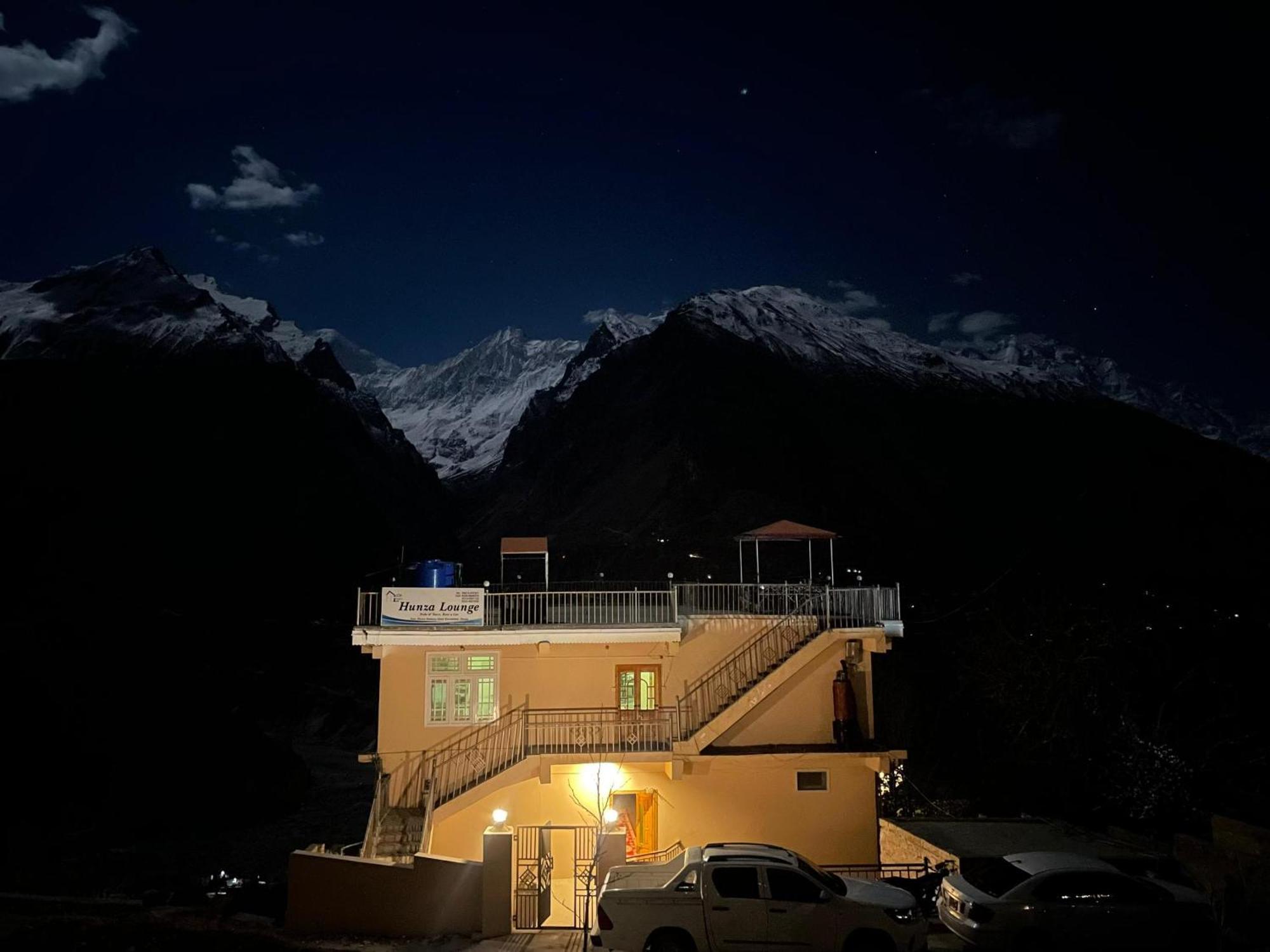 Hunza Lounge Hotell Karimabad  Exteriör bild