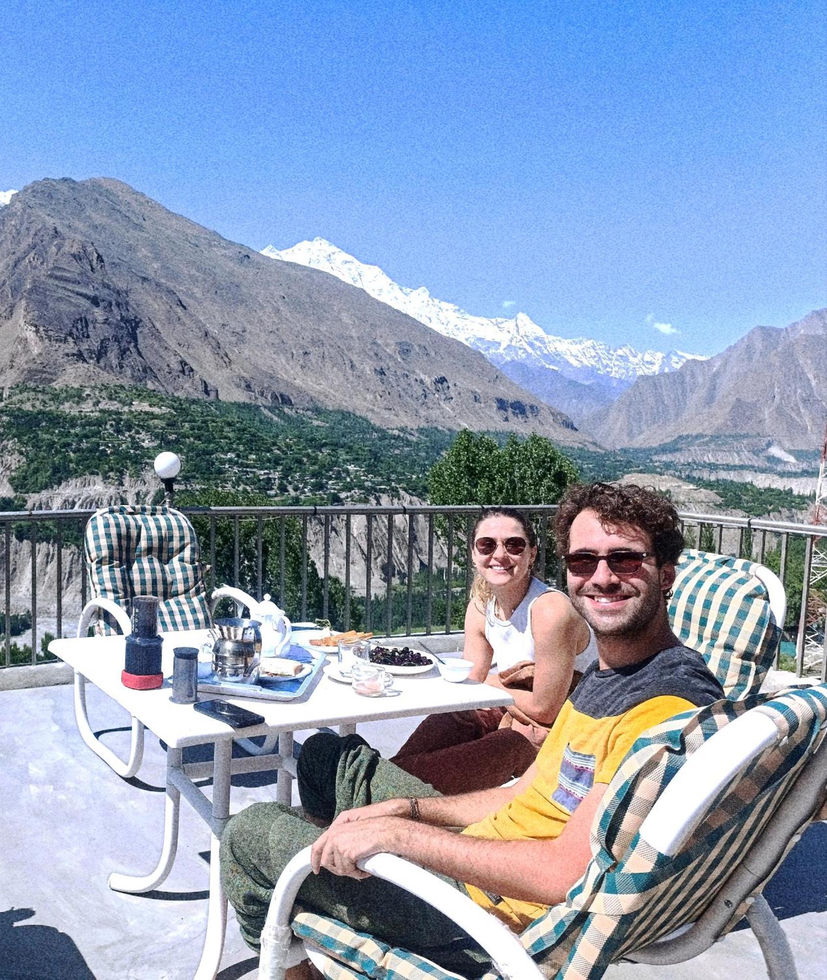 Hunza Lounge Hotell Karimabad  Exteriör bild